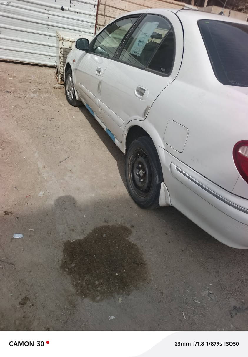 نيسان صني • ٢٠٠٠ • ابو خصيب