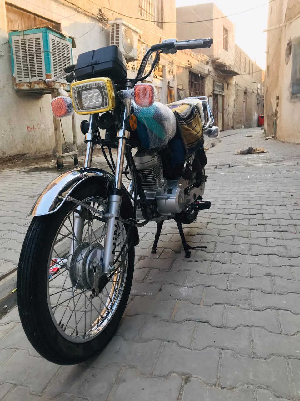 سلام عليكم دراجه نامه  امتياز موديل 2025
نضيفه شوفت عينك كهربائيات كلها شغاله 
صوت مكينه ناعم تفحص وتشوف 
اوراقها كامله موجوده الاستفسار الاتصال ***********
العنوان بابل الكفل
