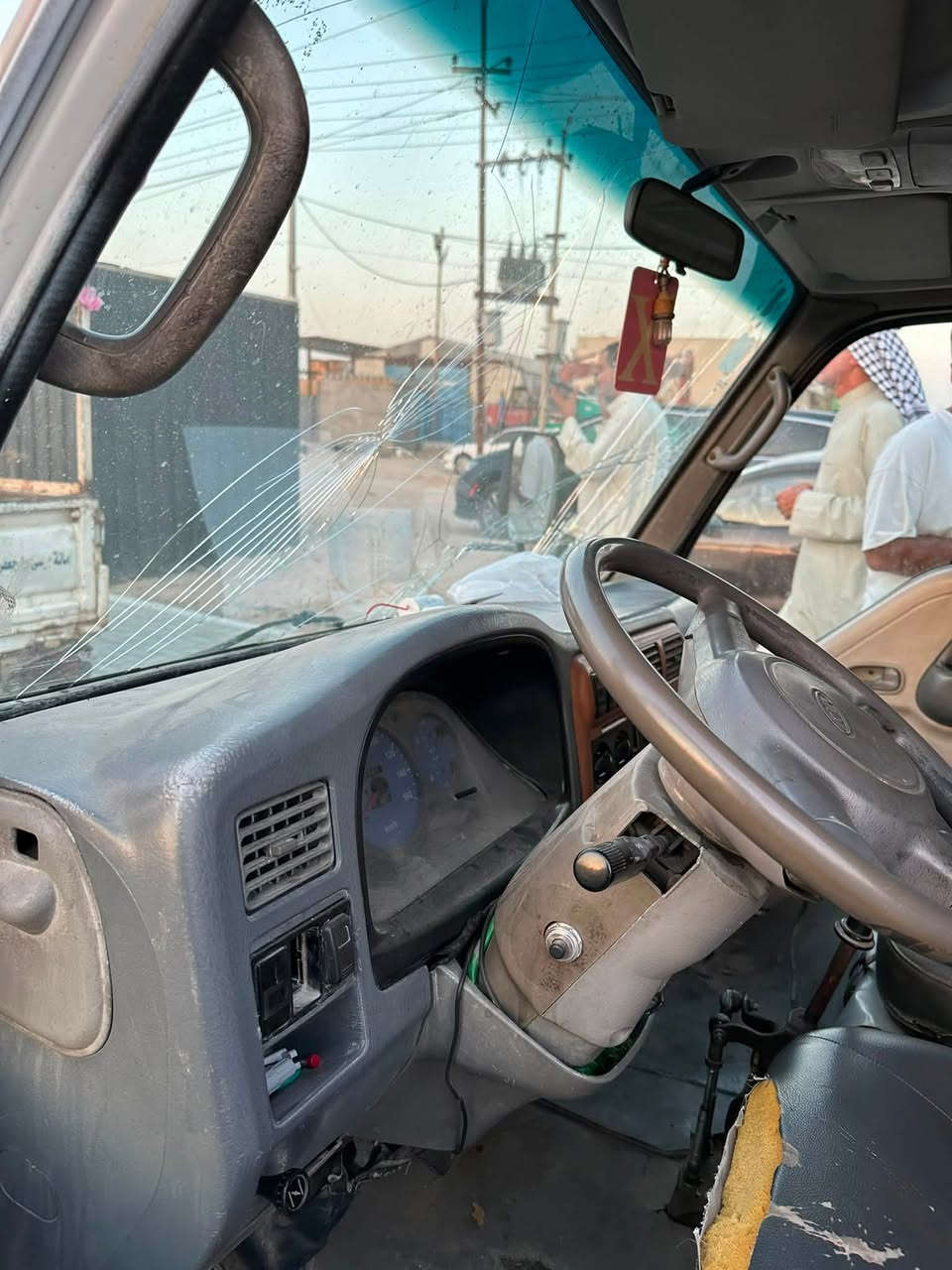 فرونتيرا ام عيون موديل 2000 المكان بصرة مصبوغه صبغ عام السعر 58 وبيها مجال  للاتصال ***********/ ***********
