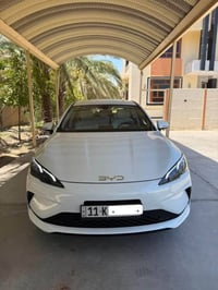 بي واي دي سيل فايف ماشيه 10000  مكفوله السعر 19200 رقم بغداد  07775990...