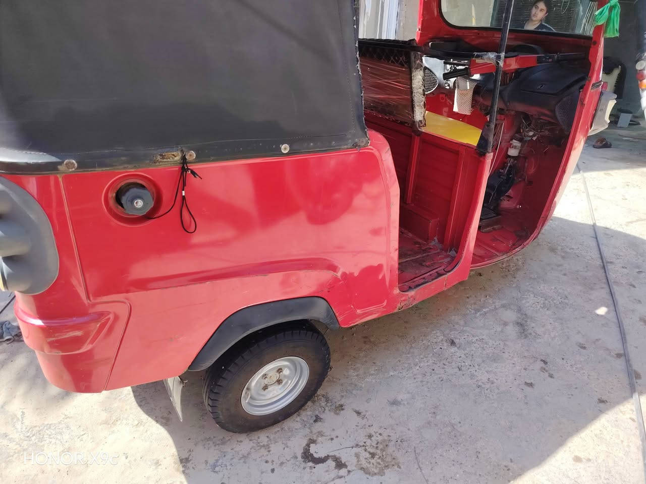 تكتك بياجو للبيع موديل 18
أوراق اصولية 🛺 
تكتك خير من الله گبل للشارع
محرك تعمير جديد🔧⚙️ 
تايرات خلفية جوبلس🛞 
شاصي نضيف
سعرة ((مليون و 400))وبية مجال حك جية
مكاني الحلة الحمزة الغربي ***********
