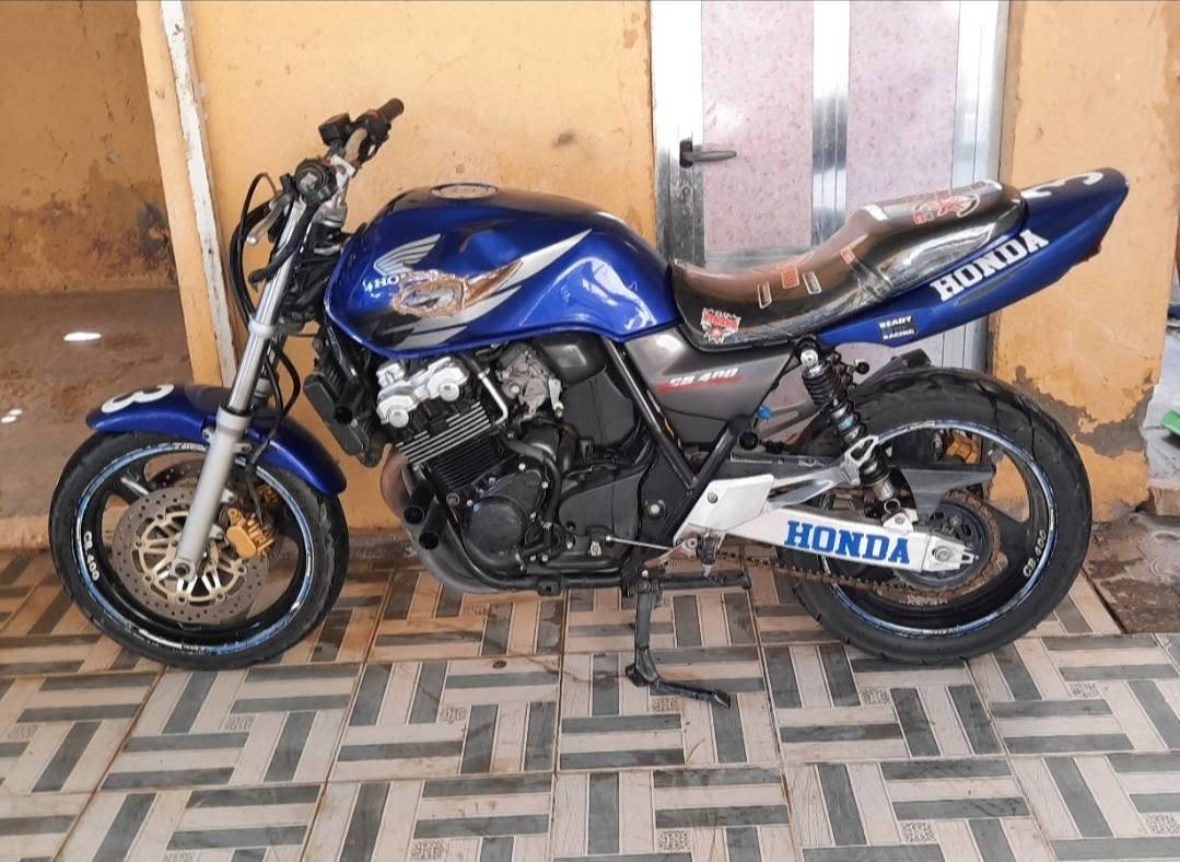 CB.400
للبيع او المراوس بدراجه بارت نظيفه 
*********** // مكاني ناصرية مركز
