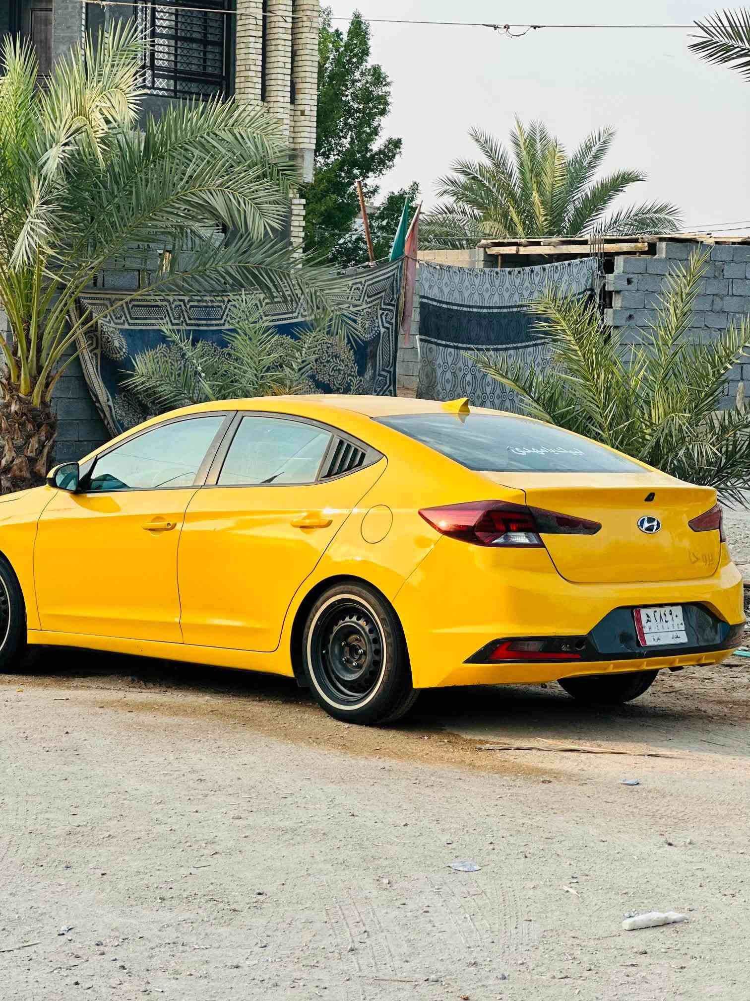 السلام عليكم الانتر 2019 سياره حلوه تخم تاير قبل اسبوع شاده تبريد جديد توني مسوي منضومه غاز بيه السعر112 وبيه مجال قليل رقمي ‭***********‬
