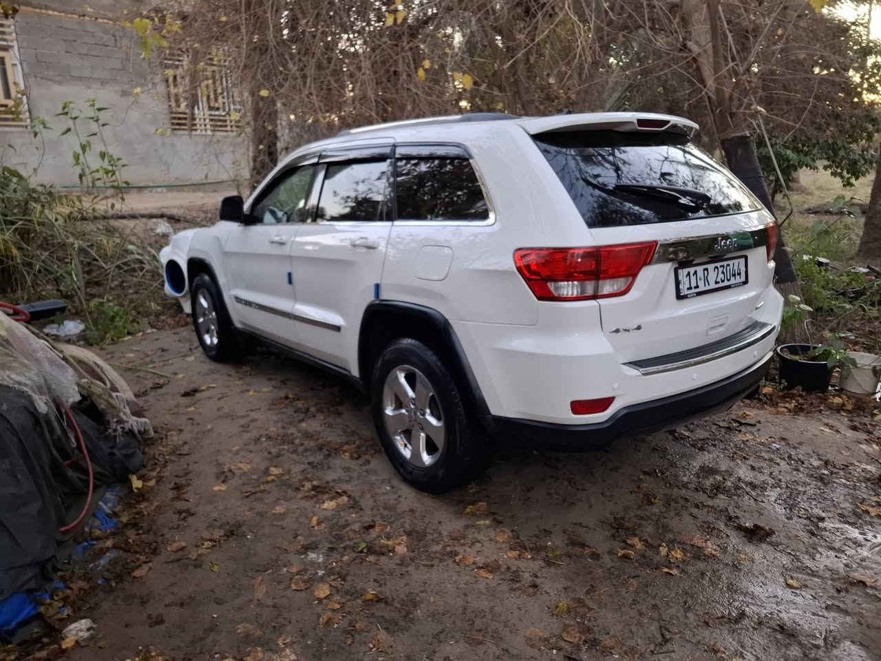جيب فول مواصفات  وارد أمريكي موديل  ٢٠١٢بدون حادث قطعه وحده صبغ بيع او مراوس مكان كربلاء السعر 143 رقم بغداد بسمي 
***********
