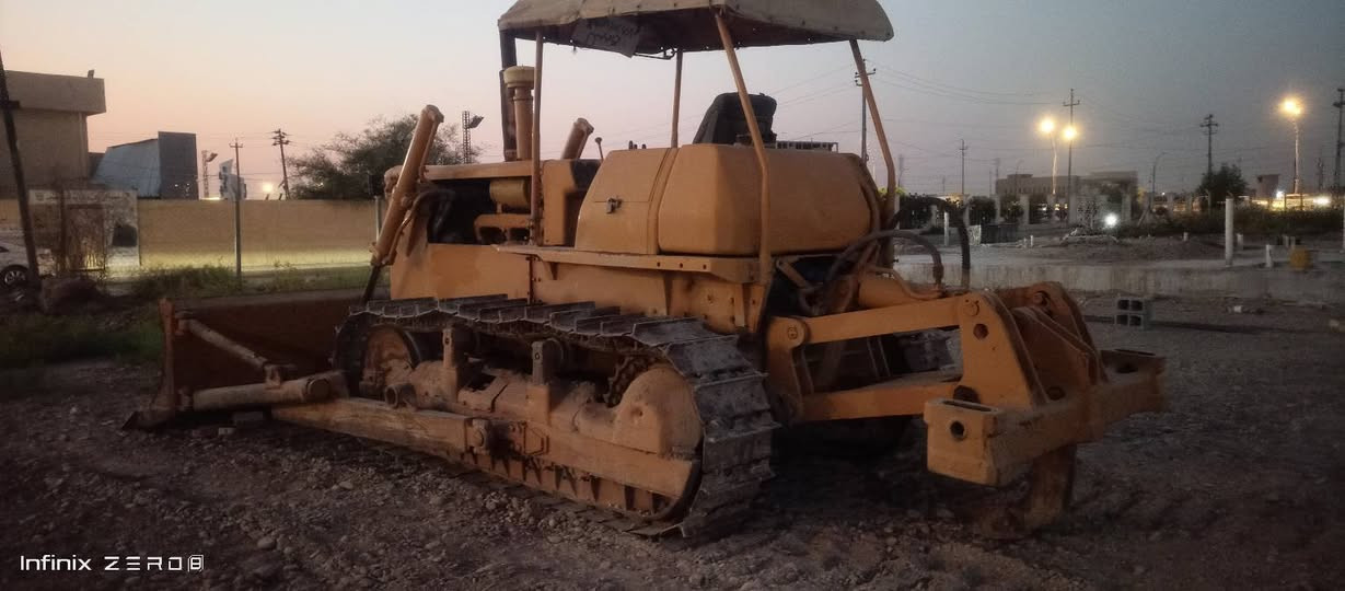 بلدوزر كوماتسو للبيع للاستفسار الاتصال على الرقم ‏‪***********‬‏

