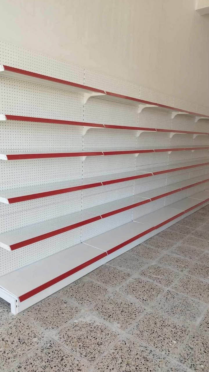 سلاام عليكم متوفر رفوف جدارية أو وسطية جديد مستخدم اسعار مناسبة عنوان مدينة صدر قطاع 24سوق مريدي انتصل تدلل***********حمودي)***********علااوي☎️📞
