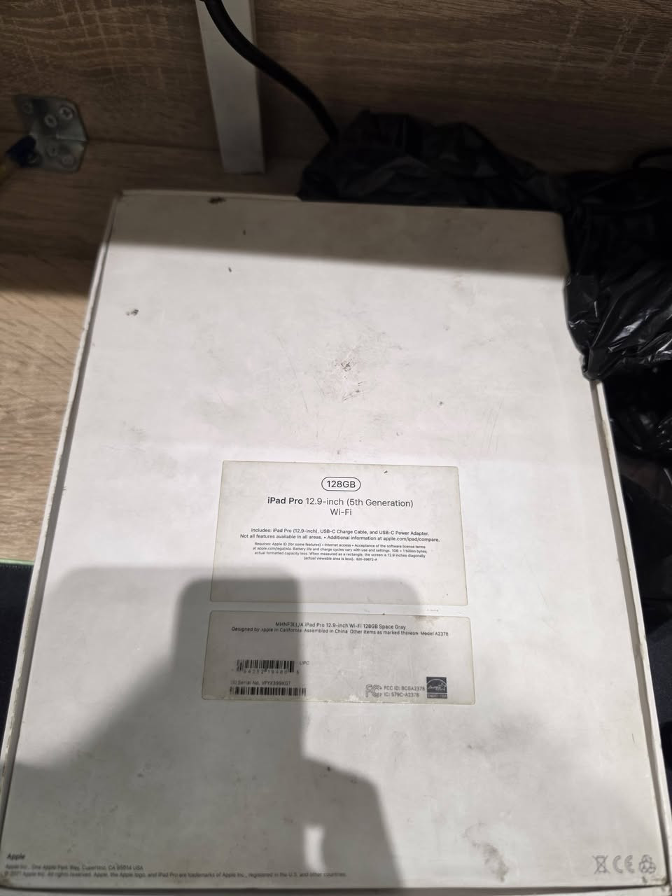 آيباد برو M5 • ١٢٨ • فطر بالإكلاز