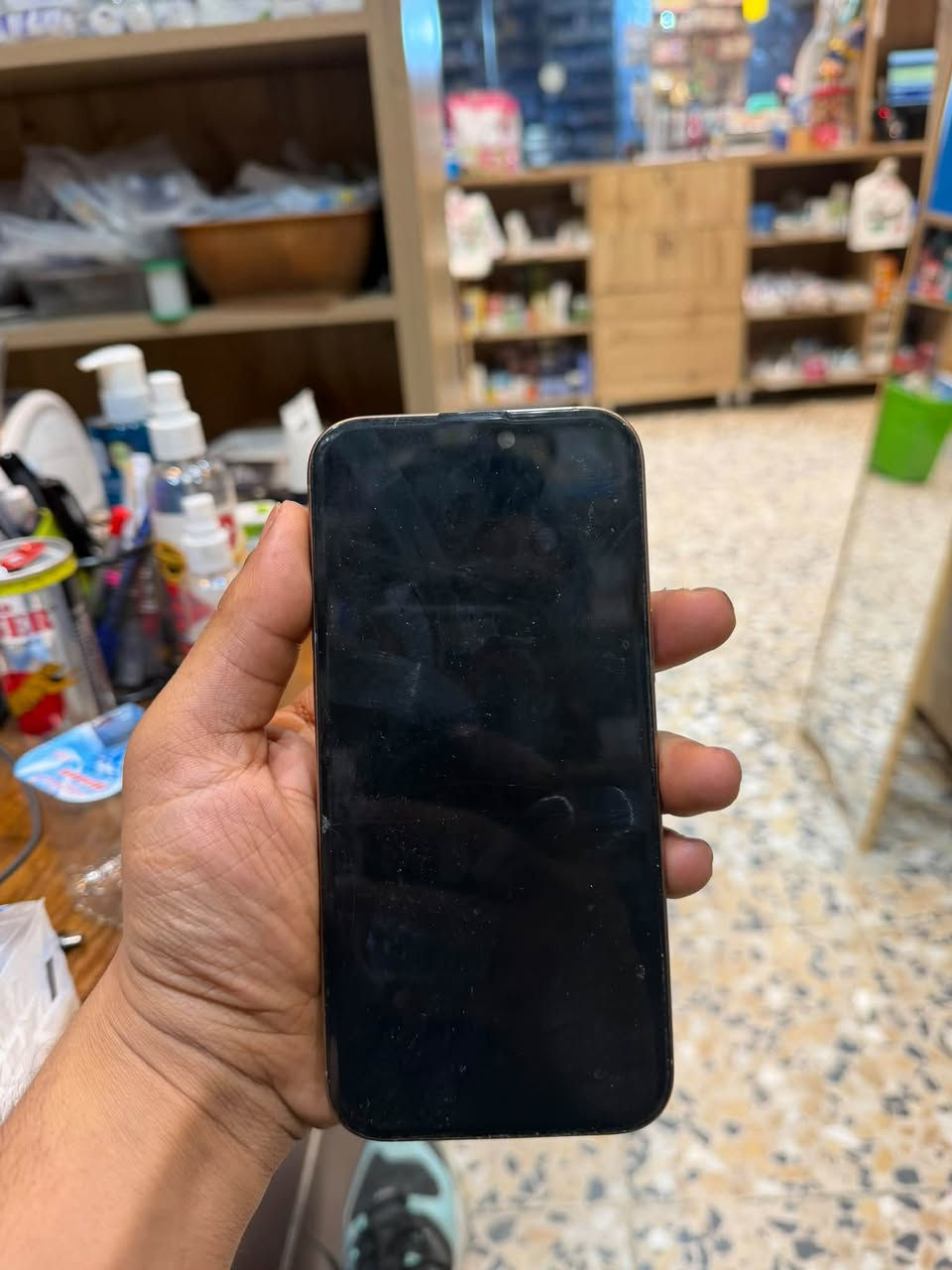 ايفون ١٦ برو ماكس • فتح كارتونة • الشعب