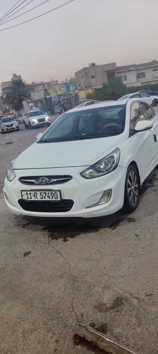 اكسنت 2014 خليجي
1600 دوش قطرتين 
فول مواصفات اعلى فئه
كلشي بيها شغال 
رقم بغداد ب اسمي 
مكاني بغداد شارع فلسطين 
بيها مكانين صبغ بدون لغد بدون شاصي 
السعر 85 بيها مجال بسيط 
رقمي ***********

