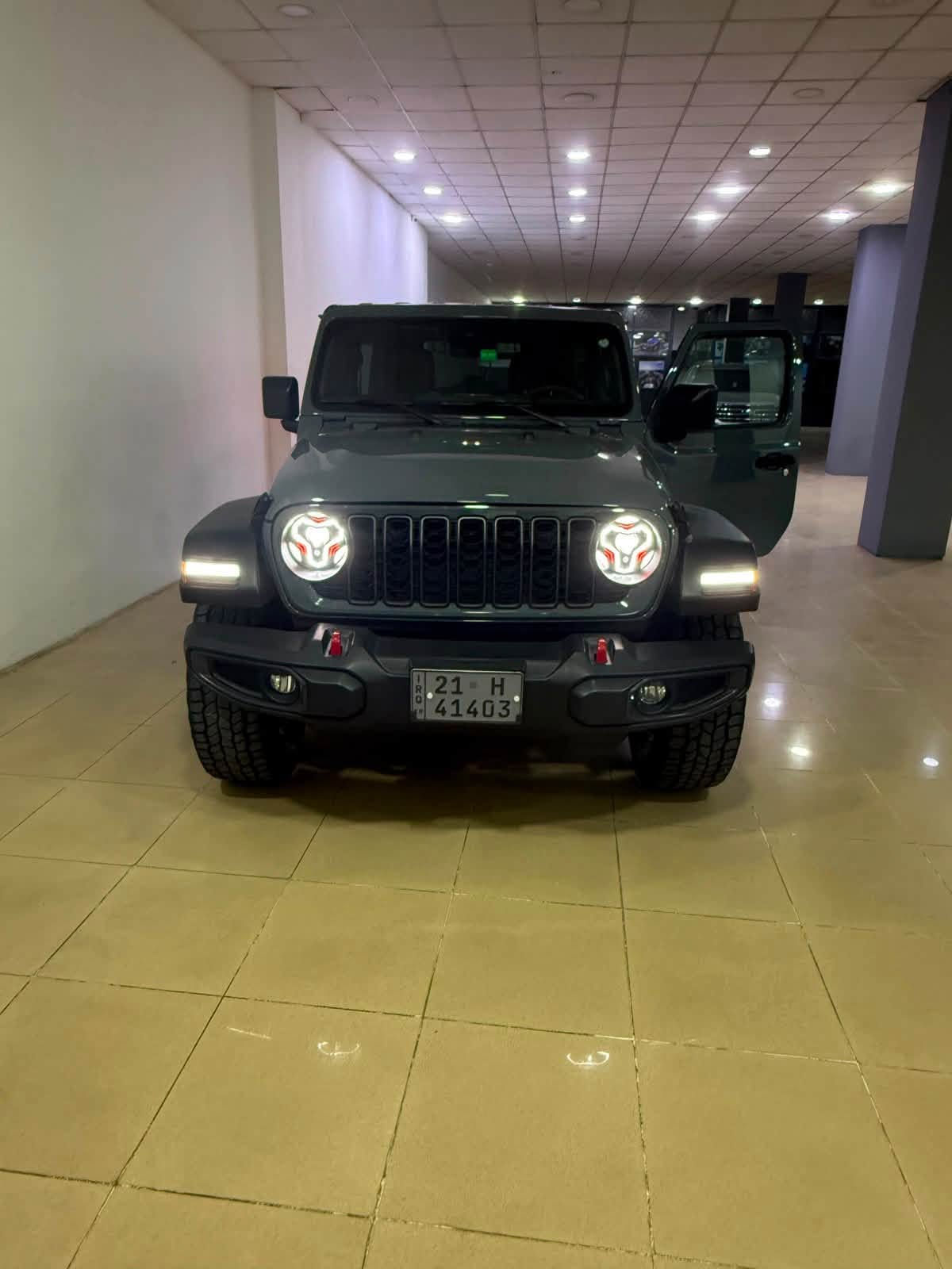 جيب رانكلر
جيب رانكلر 2024 حادثها بسيط 

1C4PJXDG3RW244585
رقم الشاصي تكدر تشوف الحادث 

بغداد بلديات 
***********

