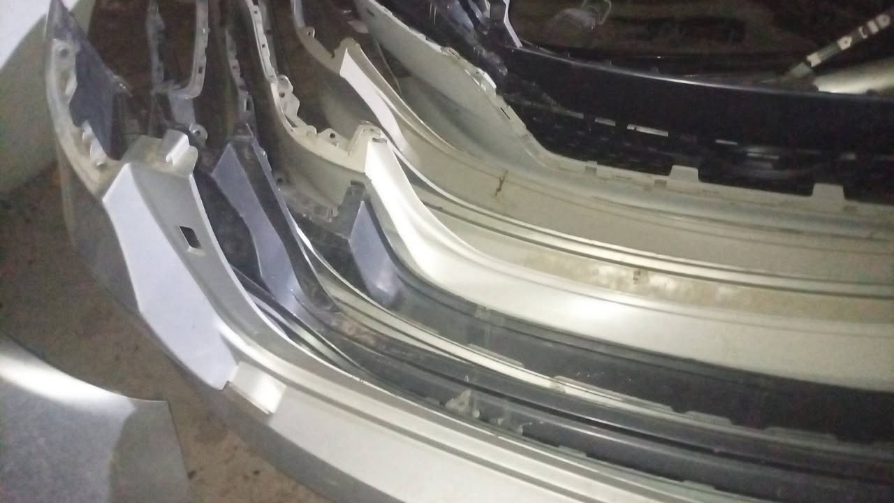 السلام عليكم توفر غراض سوناتة من 2011ال 2014  /
بدنات/سوناتة مضلع
دعامية خلفية الوان 
اي استفسار اتصال/***********/موجود وتساب
