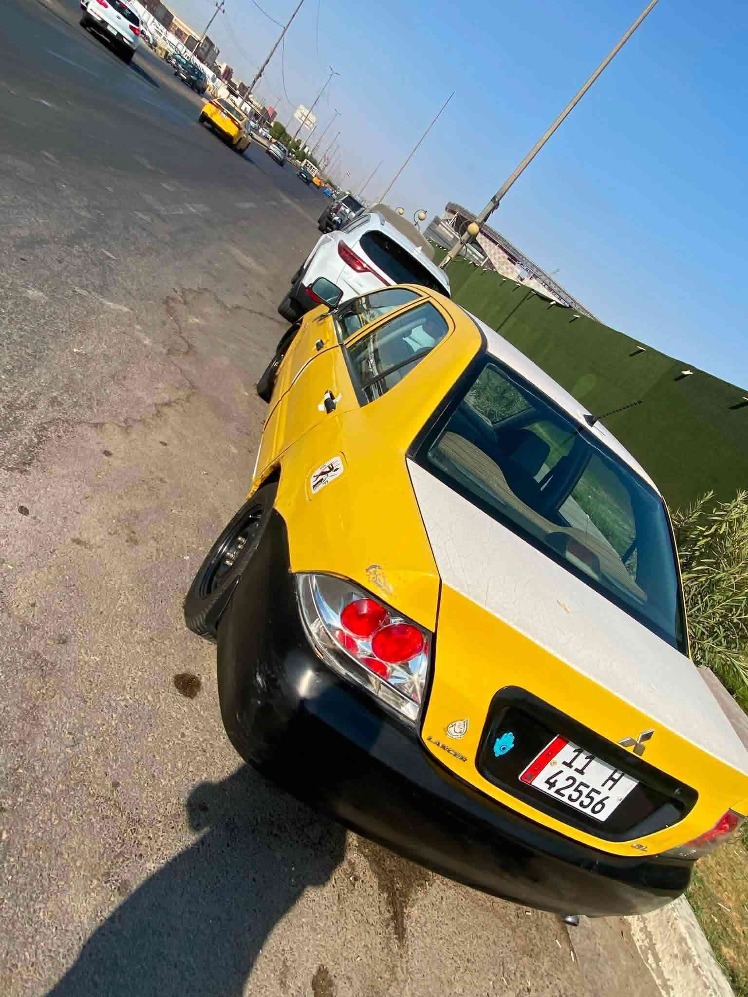 سلام عليكم سيارة لانسر للبيع موديل ٢٠١٠ 

مكينة ٢٠٠٠ محرك كير تبريد مكفولات 

صدر نص عمر گشرها بيها ملاحظات 

دوشمة نظيفة داخلها نظيف 

كهربائيات كلها شغاله رقمها بغداد انكليزي 

بسمي السعر ٤٧  ورقه و بيها مجال 

عنواني بغداد حي البتول 
قرب معمل ثلج المصطفى 
استفسار رقم الهاتف 
*********** محمد
