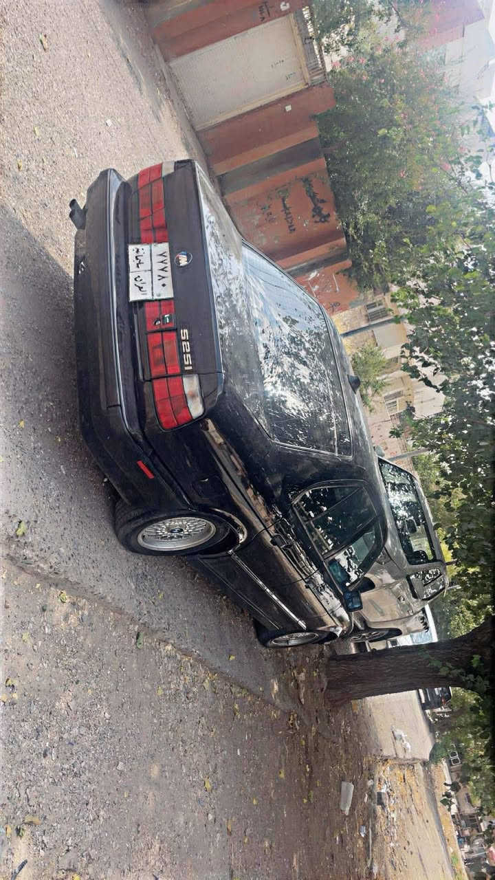 bmw 525 ger ady model 92 raqam sanawey tazaya ta 2027 geru makina bashart 100 fetar tabret bashart ***********
سعری 44ماعلە

