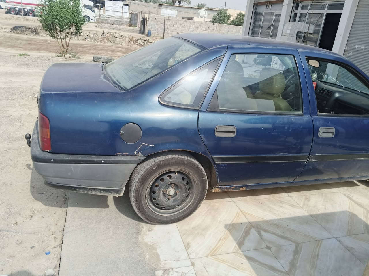 اوبل ٩٢ • مكينة ١٦٠٠ • تحويل مباشر