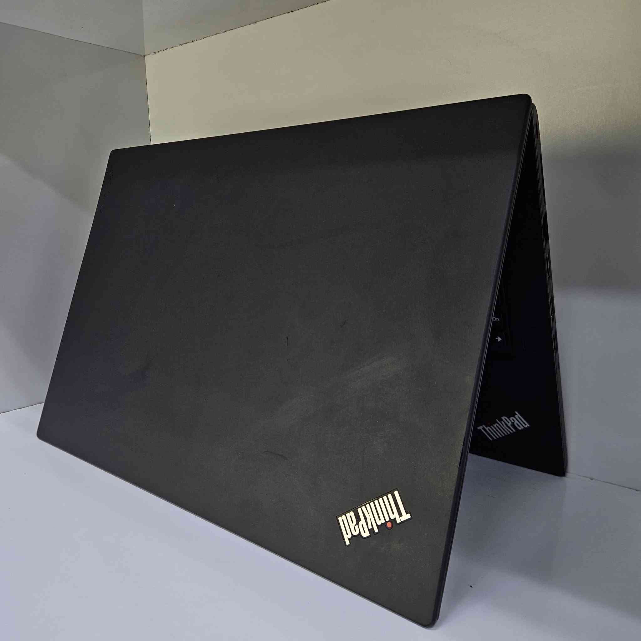 T480 جيل ثامن فقط ب240
‏💻 المواصفات:
· ‏معالج Intel Core i5 الجيل الثامن
· ‏رام 8GB DDR4
· ‏ذاكرة 256SSD سريع
· ‏نظام Windows 10 عربي سريع وسلس جداً
· ‏كيبورد عربي + إنكليزي بإضاءة وألوان
‏
· ‏جنطة اللابتوب موجودة 🎒
· ‏الجهاز نظيف ومناسب للدراسة، العمل، التصفح والبرامج اليومية
‏
‏💰 السعر: 240 دينار عراقي
‏واتساب فقط 7844515426
‏اتصال فقط‪***********‬
‏تلي كرام hw2lc
‏
‏
