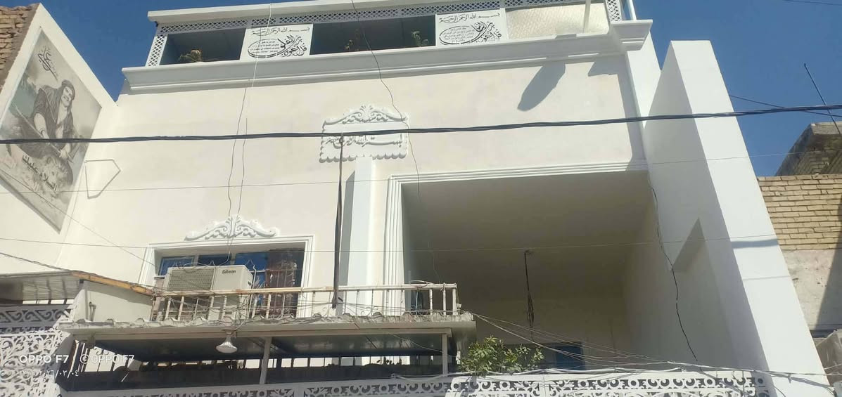 لباخ متفرغ درجه اولي جميع انواع اللبخ الاسمنتي خشن ناعم تشميع طلس فوم جيس وبورق وجهات وجيبسون بورد تليفون *********** بيه واتساب مساطر تصفير مطابخ حمامات و@
