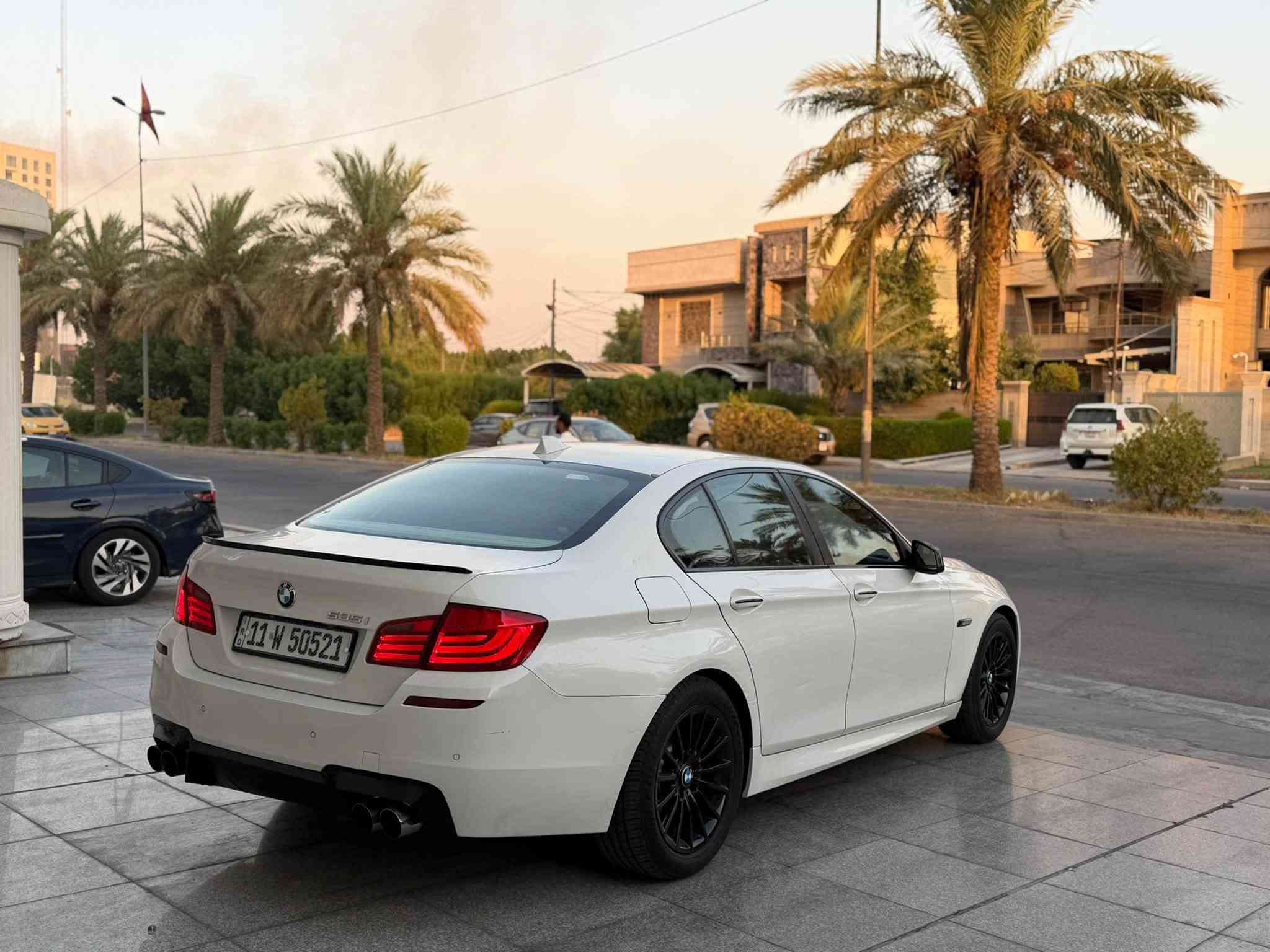 بيئم f10  535  n55 2011
بسعر مناسب جداا
بيئم 2011 بيهه جاملغ بدون اي دواخل 
مكينه وكير كفاله تبريد ثلج تخم تاير جديد
رقم بغداد بئسمي 
سياره نضيفه ماشيه ١١٨ سياره حلوه وكاعده
مكاني بغداد السيديه
السعر 145 وبيه مجال بسيط
***********
