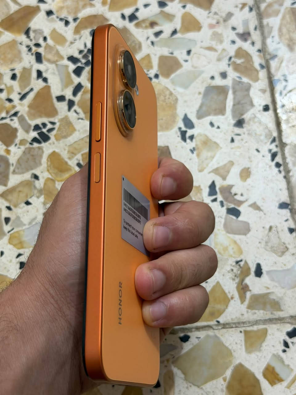 السلام عليكم جهاز هونر X7e للبيع ذاكرة 128 جهاز جديد ع وضع شركه مامستخدم فقط 20 يوم للاستفسار اكثر الاتصال او واتساب ***********
السعر 225 الف وبي مجال مكاني نجف
