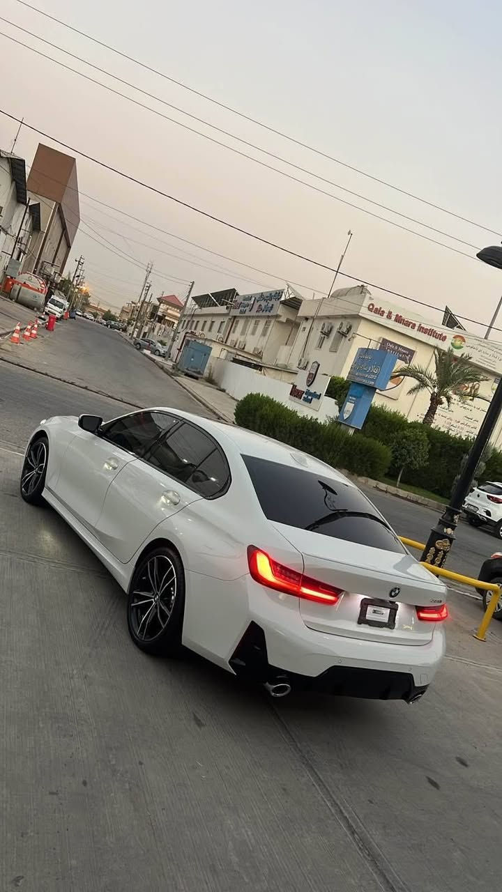 Bmw 330i 
2024
M پاكيج
ناوسور بيلادى 
٣بارچه ى بيشي بوياغه 
نرخ٢٩٠ورقه
***********

3MW69FF03R8E76785 أربيل, العراق

