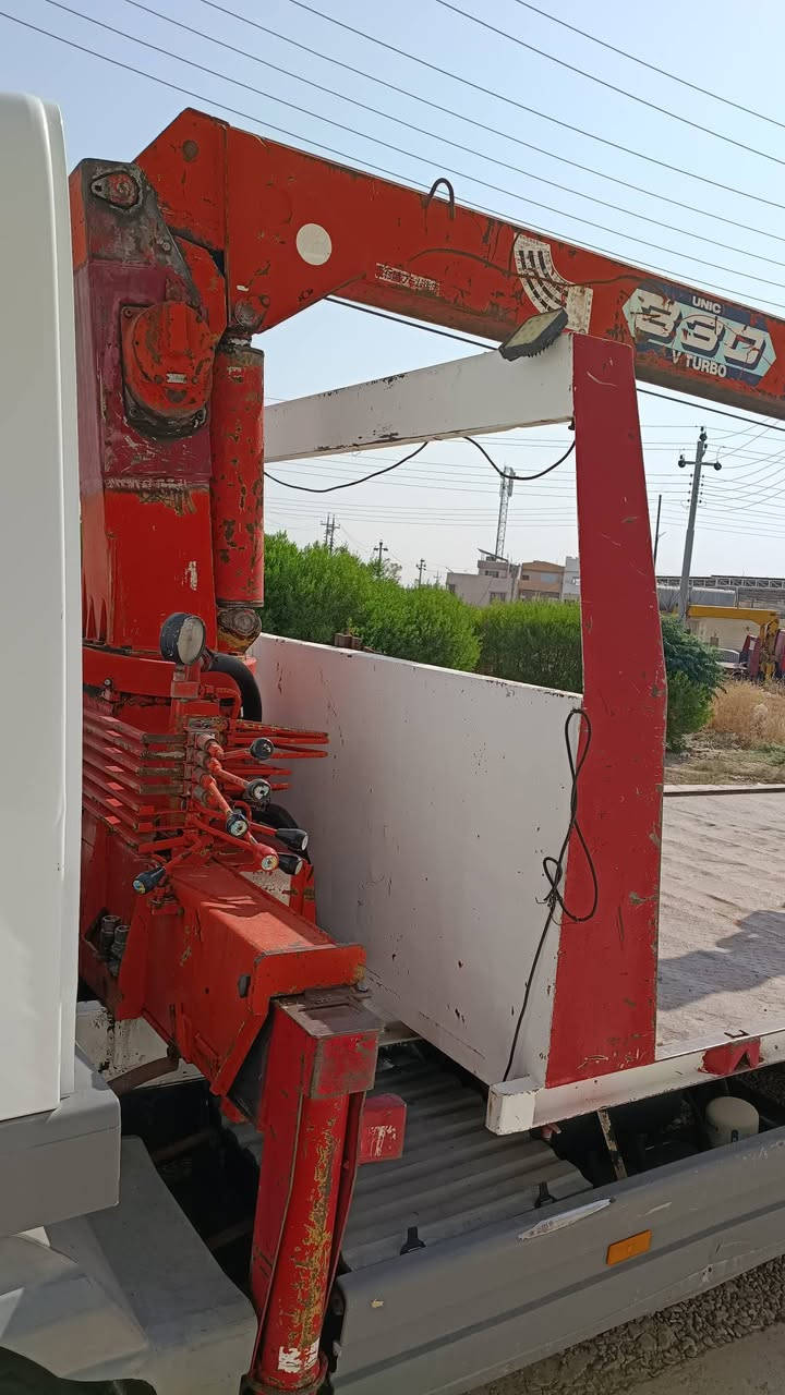 کرین ئەتیکۆ 2005 دمحە  كرین یونک دووسلایت 3300حجم بودی فلات 6متر  سعر 250  رقم  ت***********
