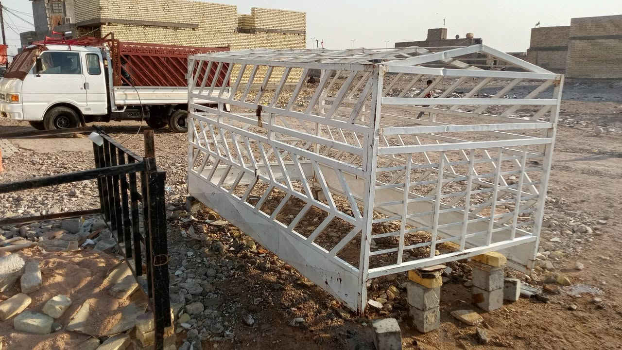 السلام عليكم  محجر كيا للبيع 8چنكال مال فحل 

يرهم على النثية ال8چنكال  محجر نضيف و 
عالي تقريباً 155سم ارتفاعة
مكاني بغداد للتصال***********
