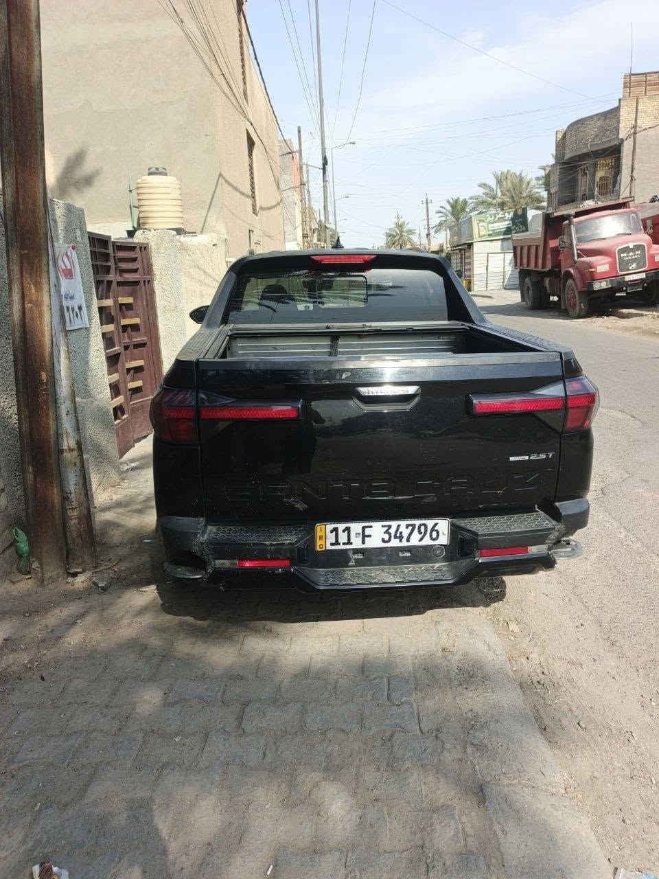 السلام عليكم
للبيع 
هونداي سانتا كروز موديل 2023
السياره فول مواصفات 
تشغيل عن بعد 
فتحه سقف 
تدفئه كشنات 
كشن قماش 
رادارات 360 درجه 
اندرويد اوتو و ابل كاربلي
محرك 2500 تيربو 
السعر 160 و بيه مجال 
مكاني بغداد 
التواصل 
‏‪***********‬‏
