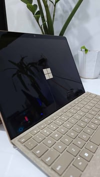🌟 للبيع: أحدث جيل من سيرفس برو - Microsoft Surface Pro 11 (Copilot+ PC...