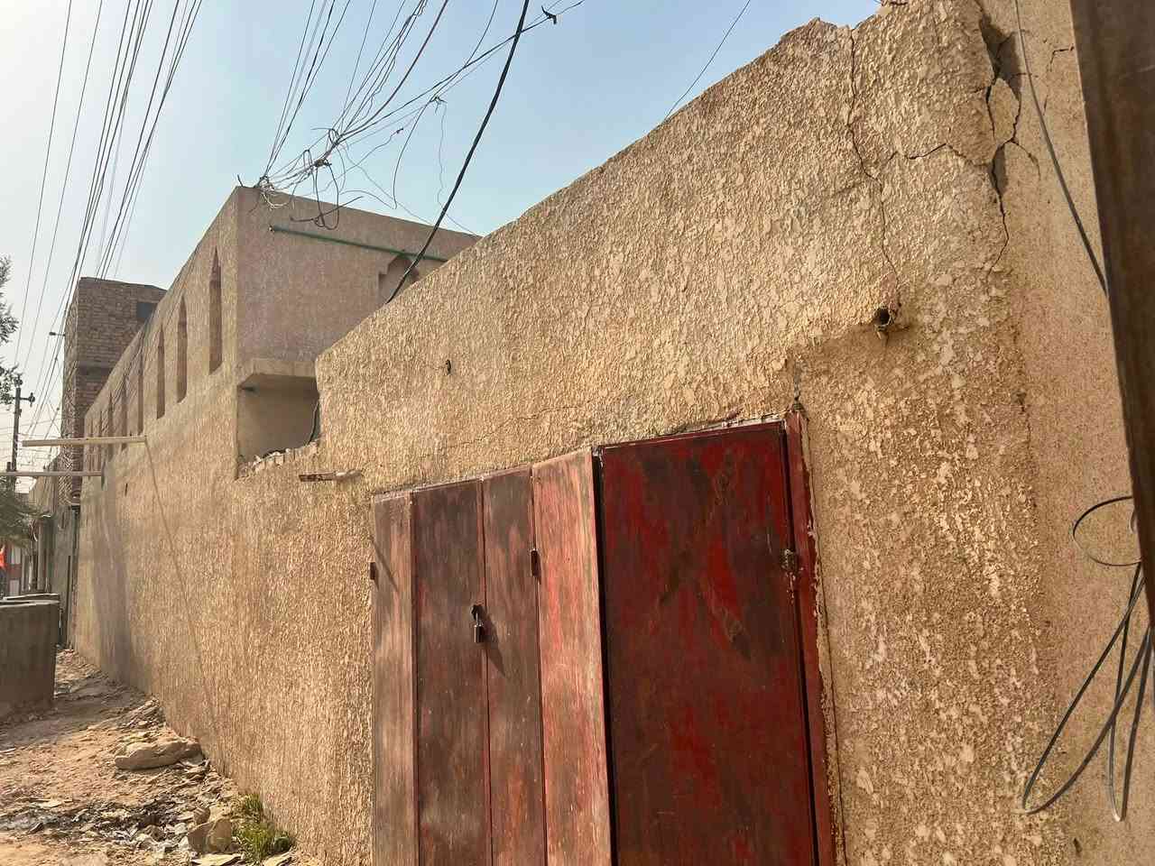 بيت للبيع منطقه 6000حي المجتبئ  رقم الهاتف***********
