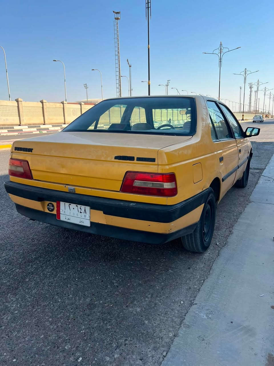 بيع مستعجل السعر 24 ورقه وبيه مجال
بيجو 405 للبيع رقم بابل السياره جاهزه من كل شي كير مكينه حداديه جديده تبريد شغال مكانه كربلاء للاستفسار ***********

