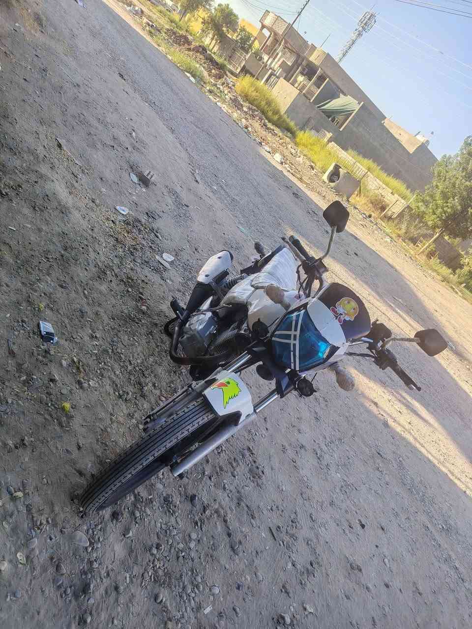 سلام عليكم للبيع سنكي موديل 19كفاله من كلشي شلعه معدل مكينه 150بدون أوراق مكاني دجيل سعر 900وبي مجال هاتف ***********
