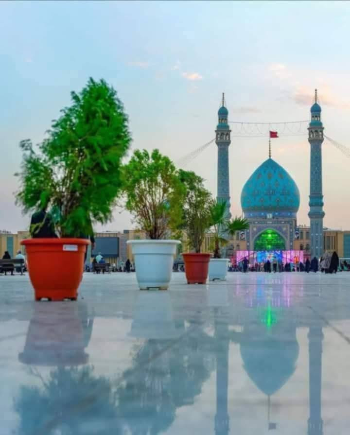 هاام 🔴 هاام 🔴 هاام 🔴
# اعلان _ الى اهلنا الكرام في السماوة الرميثة المجد الوركاء الخضر 

تعلن حمله ضياء ابو جود

                 #رحــلات_ايـــران  بري#           
                    
                     
 البرنامج البري ; 200 ذهاب وعوده 11يوم  باصات Vip  
    
                       #سيـــــــاحي_دينـــــــــــــي
                  
                   #الـــــــبرنامج_يشمــــــــــــــل  

     🌹جــمـيـع الــمــزارات والأمــاگــن الـســيــاحـيـه 🌹 

       قـــــــــــــم💎مشــــهــــــد  

💱الســـــــعــــــــر ٢٠٠الف💱
 
السكـــــــــن فنـــــــادق درجــــه اولــــى 🏨 
النــــقــــــل الداخلـــي باصات سياحية
والنقل  الخارجــــــــي باص Vip 🚌🚌🚌
جميـــــــع الجـــــــولات السياحيـــــــــة والمزارات. 🕋🕋🏰🏰 

✅٥ ايام فــي مشهـــــــد ✅  
الامـــــام الرضــا ( ع )  🕌

بــــــــاغ مشهد بحيرت الاسماك 🐟🐟
جبــــــل النــــــــور. 🏜️
يـــــــــاسر ونـــــــاصر. 🕍🕌
ابا صلت الهروي 🕌
خواجه ربيع 🕌
  

✅3 ايــام فــي قــــــــــــم ✅
جامـــــع جمكــــران 🕍
السيــــــدة معصـــــومه 🕌
اربعيـــــــن علويـــــــةو موسى المبرقع ابن الامام الجواد 🕌 

________________________________

 السماوة / حي الحكم/قرب معمل المرور
___________________
 المتعهد :ضياء ابو جود ‭ ‭‬
***********‬( واتساب + اتصال )
