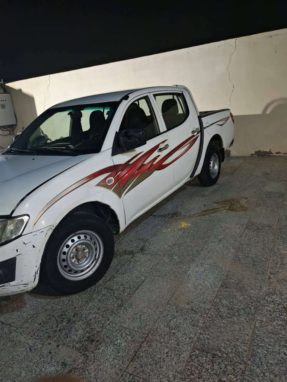بيكم L200
موديل ٢٠١٠
السعر ٩٥ وبيه مجال قليل
***********
***********
