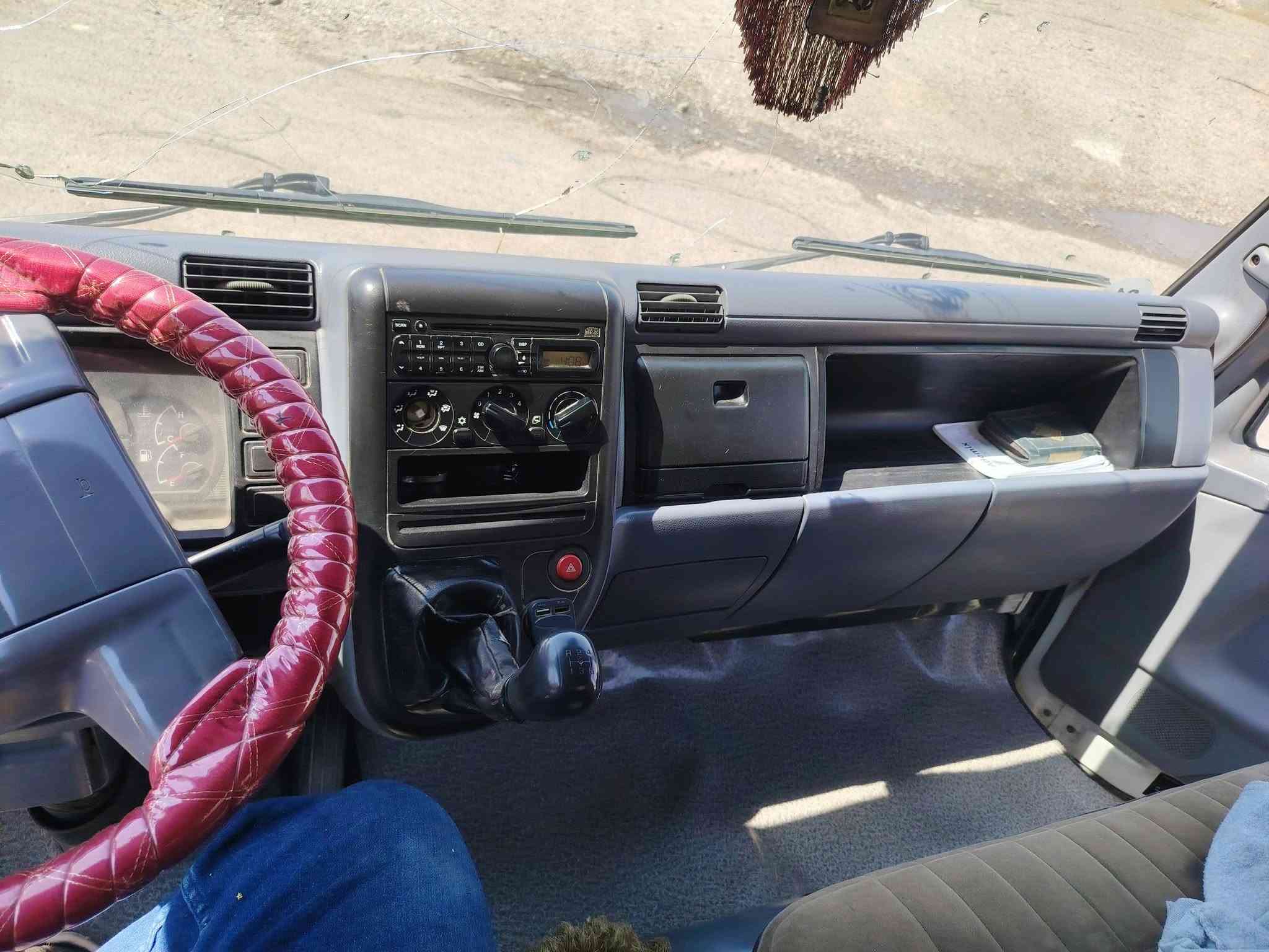 🚗 للبيع – كنتر موديل 2012 🚗
✅ رقم إنجليزي (ديالى).
📍 الموقع: صلاح الدين – تكريت.

السيارة نظيفة وجاهزة للاستخدام مباشرة، ولا تحتاج أي مصاريف.
✔️ محرك قوي وأداء ممتاز.
✔️ تخم تايرات جديدة.
✔️ حالة عامة ممتازة، وخير من الله.
💥السعر 160 وبيها مجال حق جيتك 
للمهتمين، التواصل على الرقم ***********
 او الخاص للاستفسار
