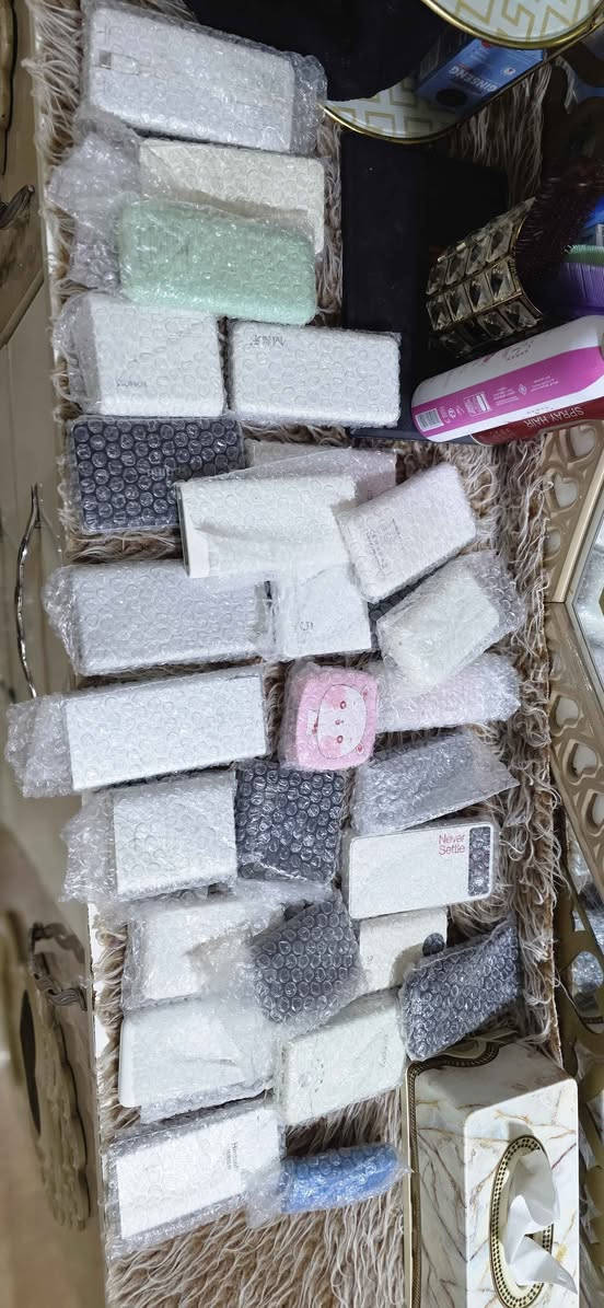 شواحن موبايل • نضيف • البصرة