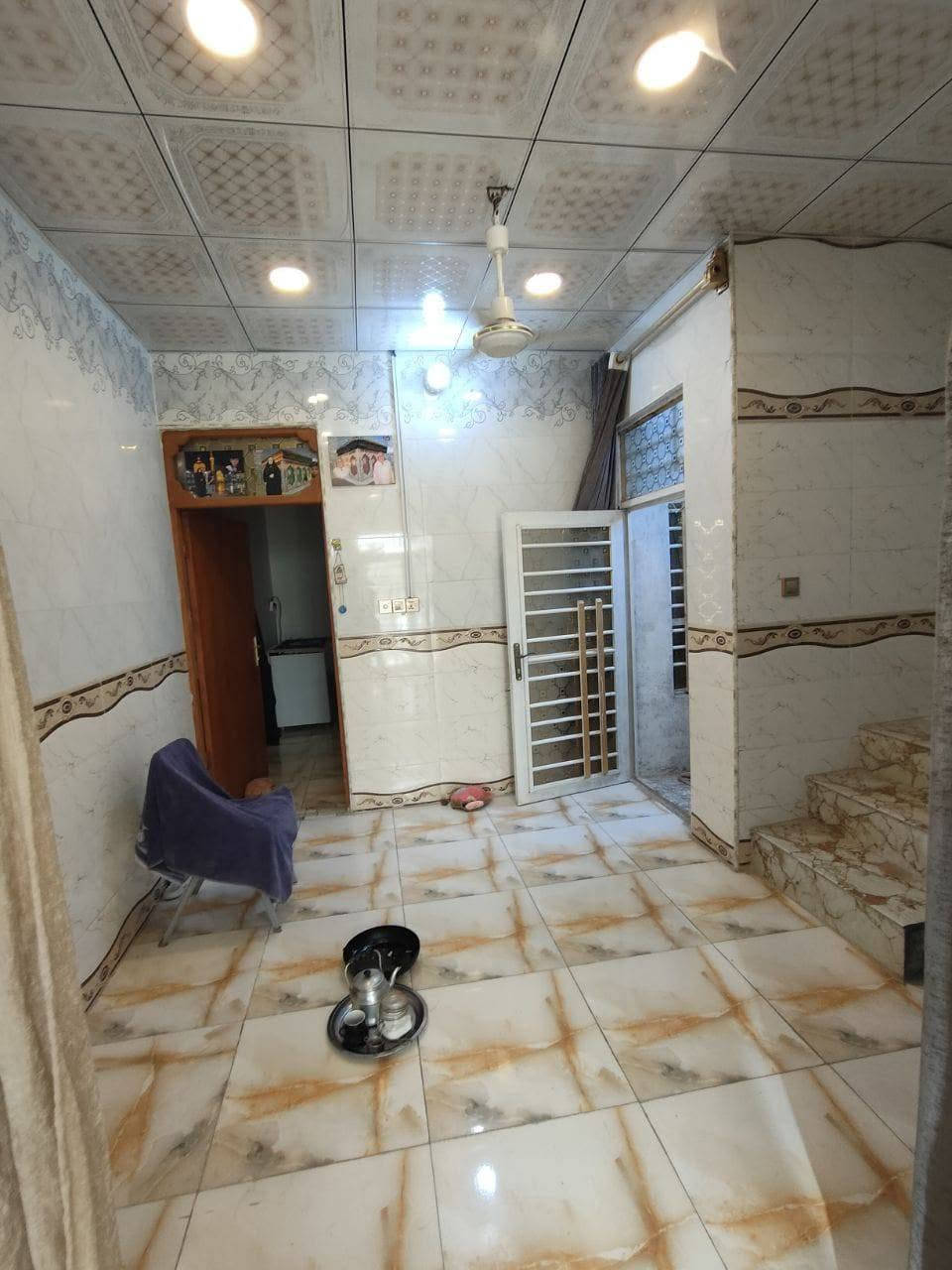 دار 50 متر طابقين بناء نضيف منطقه راقيه يحتوي على غرف نوم عدد2 صاله مطبخ ومجموعه صحيه سيراميك بورسلين نضيف جدا زراعي حي ميسان قرب سكله الكرعاوي السعر 23مع المجال استفسار اكثر ***********

