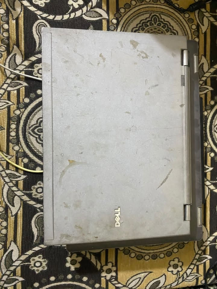 حاسبه hpشغاله شحن وكهرباء ملحقات شاحنه السعر 150 وبي مجال.
حاسبه دل شغاله فقط ع كهرباء وبدون شاحنه السعر 100
وبي مجال. 

***********
