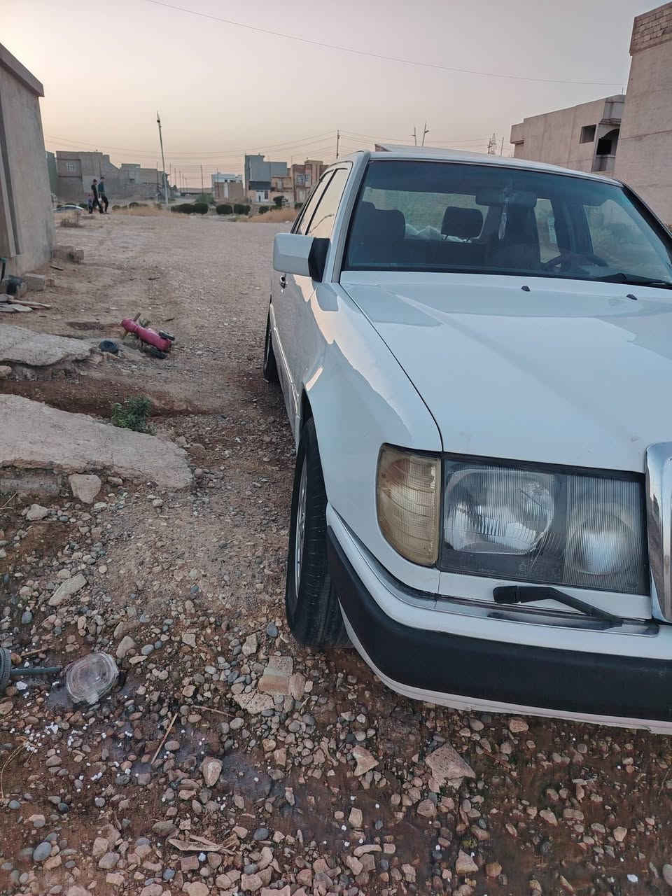 السلام عليكم مرسيدس للبيع
 الحجم 230
 شرط تحويل 
  سنويه عظم لغايه 2028
اي استفسار اخر على ارقام التالي
سعر 37 بيها مجال للشراي
***********
***********
