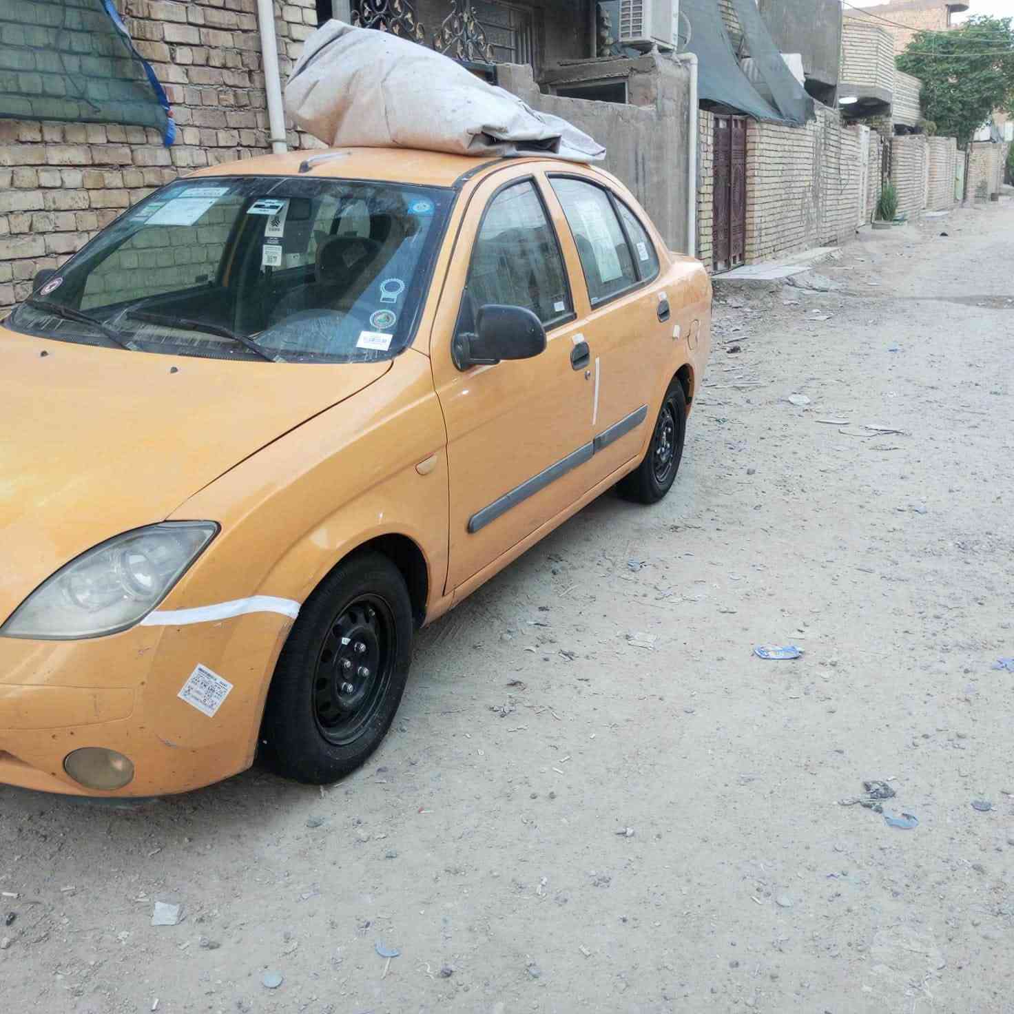 السلام عليكم شباب
طيبه موديل 2015 
سياره مكفوله بدون صبغ 
تبريد ثلج
مكينه كير مكفولات 
تخم تايرات جدد 
بدون نقص 
اوقام جدد 
هزه جديده 
سنويه جديده 
مشروع وطني 
هيئه مصفر بسمي 
صدر امامي وخلفي جديد 
مكاني بغداد الزعفرانيه 
للاستفسار ‭***********
السعر ٣٣ وبيهه مجال
