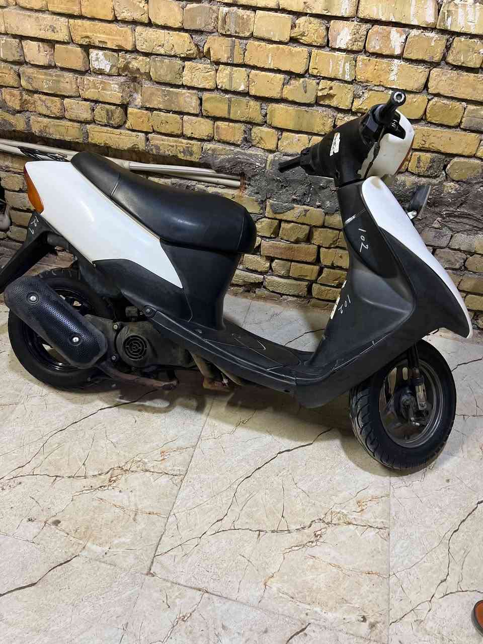 دراجه ساسوكي السعر 250 بيه مجال قليل هذه رقم ***********
