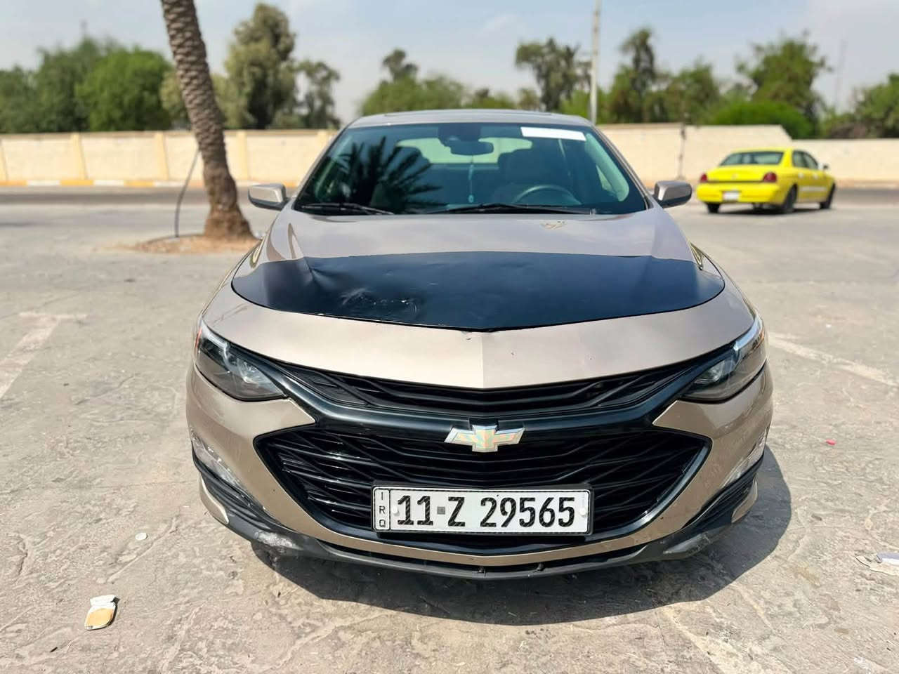 🫡السلام عليكم للبيع. 

🚗شوفر ليت ماليبو lt  
موديل  2024  
🚶ماشية فقط 31 km 
مكينه 1500 تيربو 

🔥حادثها خفيف كما موضح بلصوره البريد مصلح نفسه بيها ايرباك السياره رجع سستم  صور الحادث والسونار بالمنشور 

🔥فول مواصفات 
🔥ابواب بصمة 
🔥داته شو للتصادم مع منبه 
🔥تدفئة كشنات 💺
🔥شاشة كبيرة  🖥️+ كامرة 
🔥كرسي كهربائي 
🔥رادار امامي 
🔥سياقة داتية وتحديد مسار 
🔥تشغيل عن بعد 
🔥حساسات خلفية  
🔥داخل اسود.
🔥وباقي المواصفات المعروفه 🔥
📍المكان _بغداد _الكرخ 
الاتصال ☎️📞هـ***********
