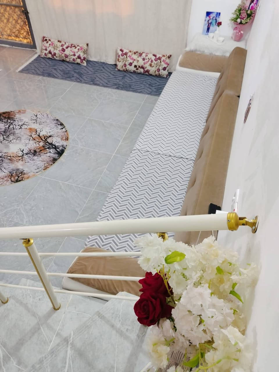 للبيع خمسين متر طابقين لإسكان العسكري رقم ***********
