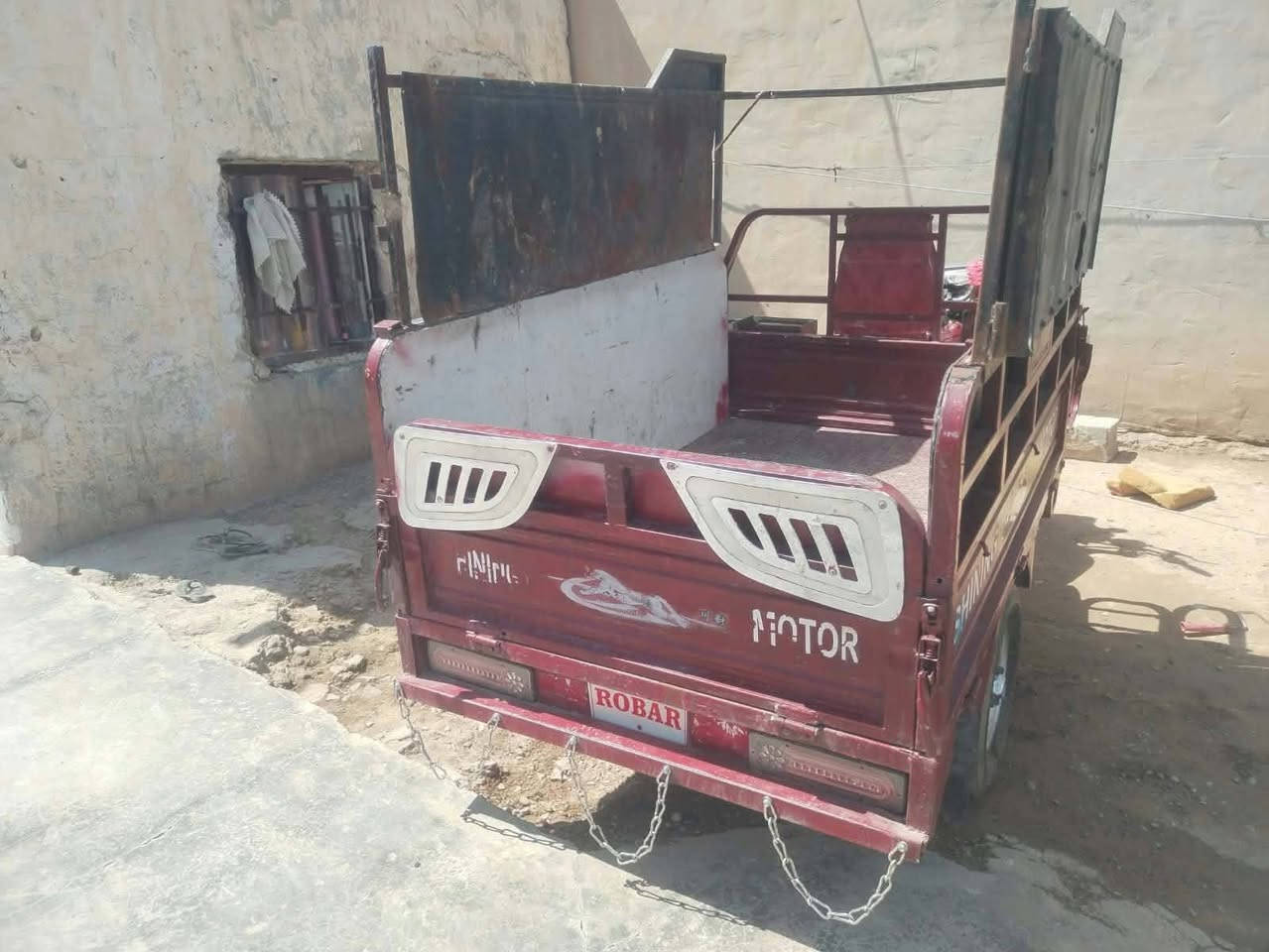 السلام عليكم ستوته للبيع موديل 21 محرك 24 الستوته جاهزه اي نقص ما بيه السعر مليون و350 مكاني ديالى قضاء قره تبه رقمي ***********

