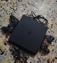 بلي فور • مهكر • ويا يدتين