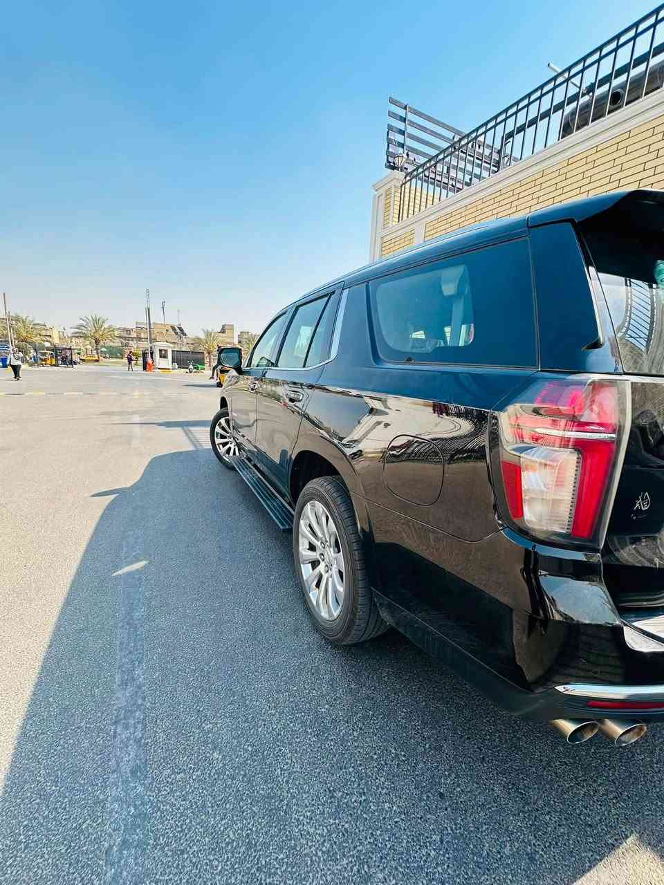تاهو 21 بريمر خليجي مكفولة رقم بغداد باسمنا سيارة جديدة بمعنى الكلمة بس بيها رصعه بلجاملغ الخلفي مواصفات 1/1 معروفه بصمه وتشغيل عن بعد وداتا شو  وداخل جلد بيجي وتبريد وتدفئة كشنات بنرامة وحساس امامي وخلفي كامرات 5 ورادارات 3 شاشات منافذ شحن متعددة مرايات جانبية أساير وشفط ونقطة عمياء تحديد مسار سستم صوت BOSE ثلاجة دوسات كهرباء وبعد هواي مواصفات (السعر47 )وبيها مجال المكان بغداد مدينه الصدر اتصال ولاستفسار ***********

