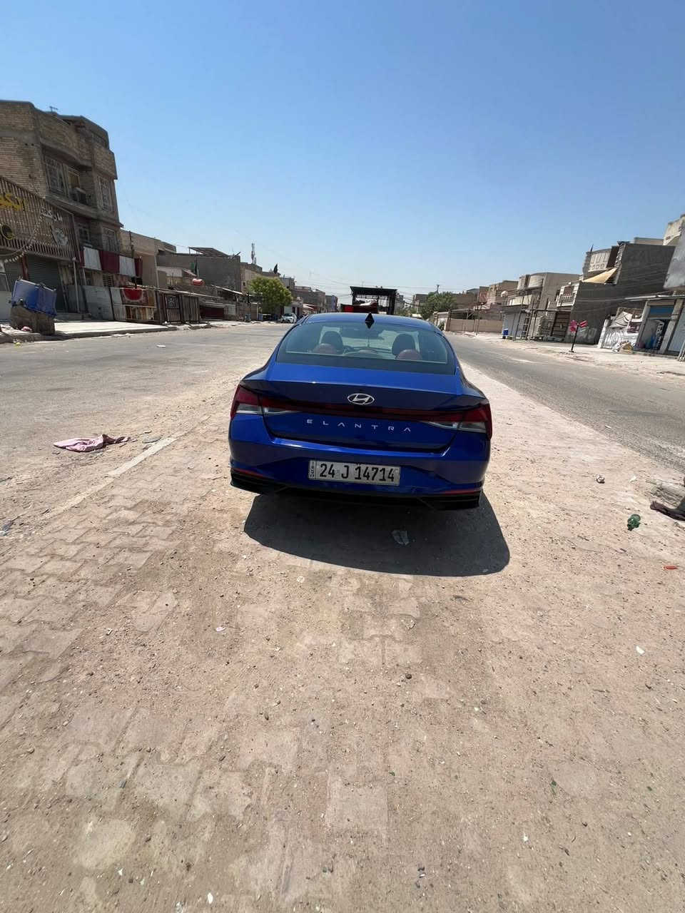 السلام عليكم اخوان كلشي موضح بل صوره وراح اذكر كلشي هنا النترا موديل 2021 الحادث موضح بل صوره واكو مقطع موضح بي كلشي السياره ناكته نكت حداديه عامه تخم ويل تخم  تاير جديد السياره ما نقصه شي شغليتن فقط كنترول تبريد وشحن غاز فقط كير ومكينه مكفولات (المكينه مفتوحه بس ضمانه مده الحياه خير من الله المكينه مكاني بغداد المشتل والسياره ب 110 وهذا رقم تليفوني ***********
