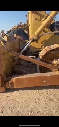 بلدوزر • دي ناين • موديل ٨٢