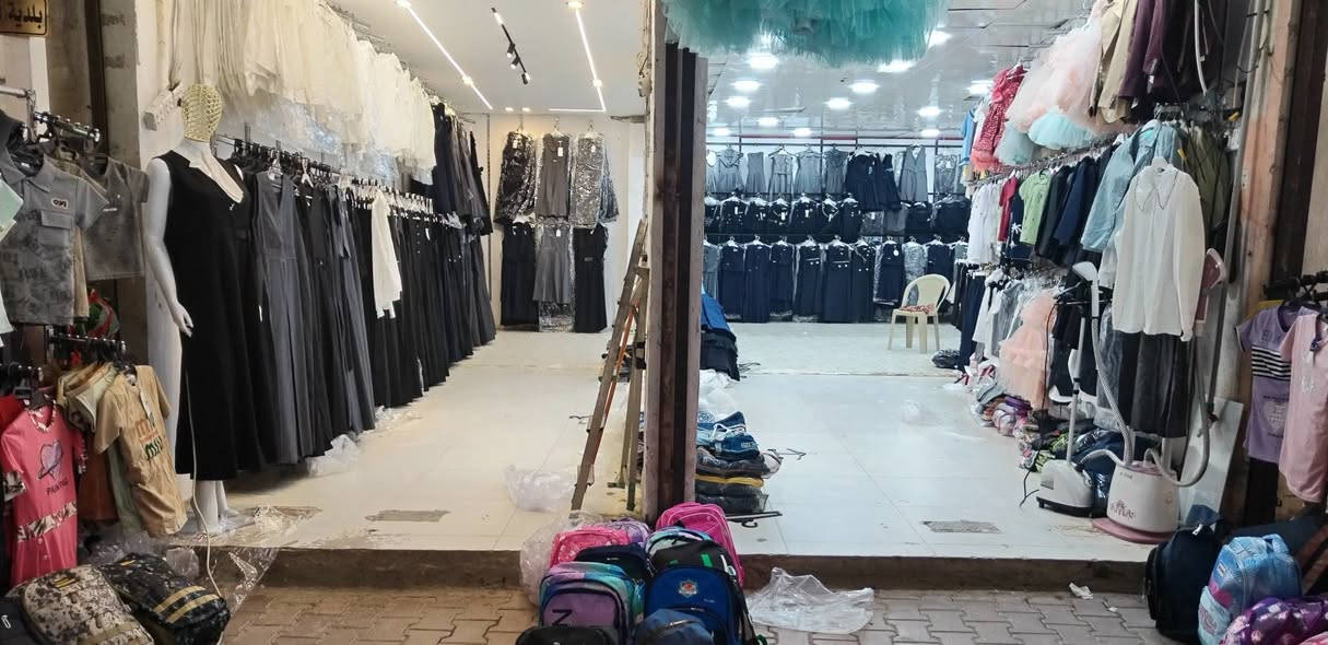 من محلات مساعد للملابس
بأجر ان شاء الله اغلب البضاعة عليها تخفيض
ضع 👍 بطريقك التعامل نقد بدون احراج
