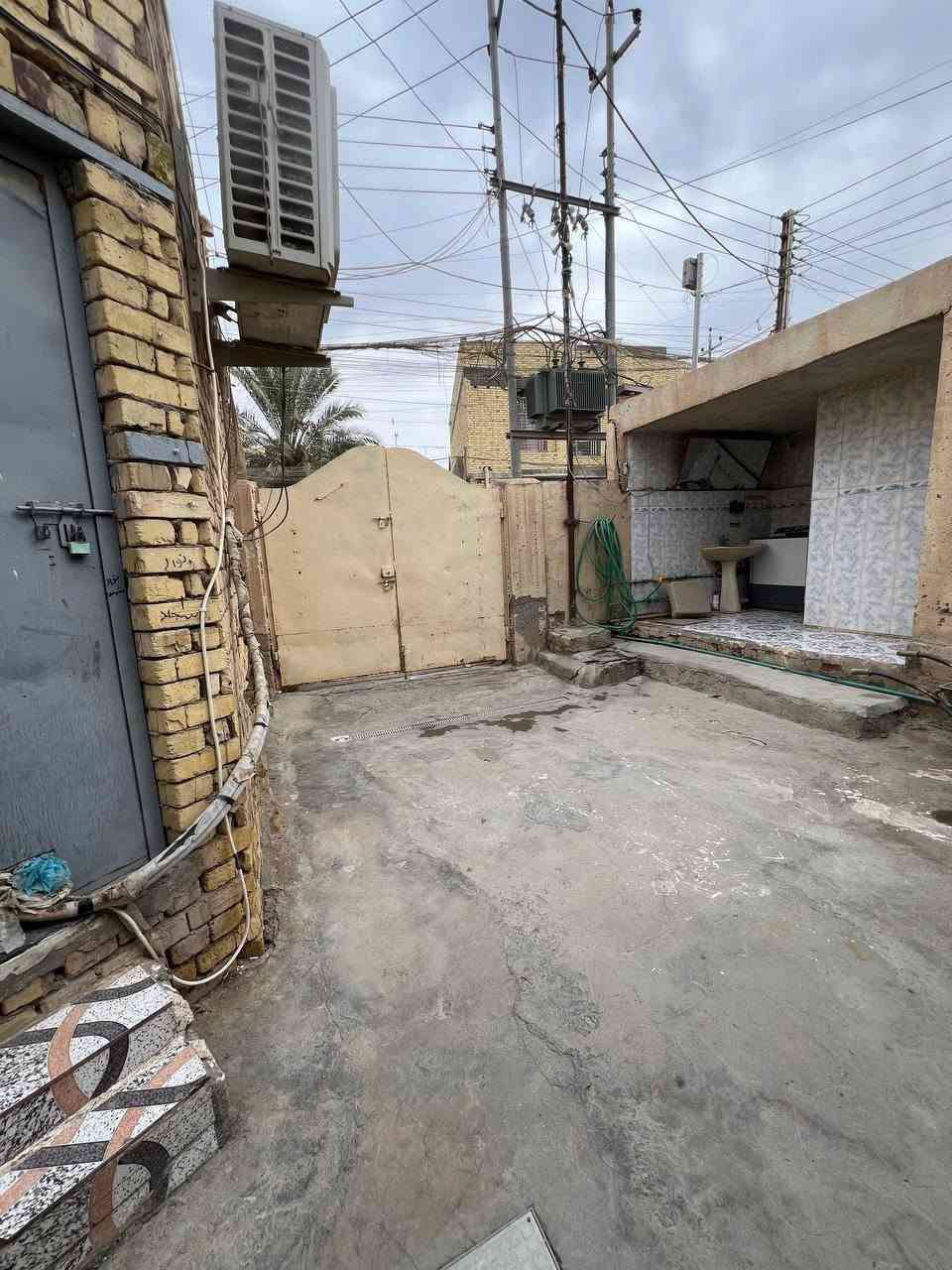 حاوي النهضه • ٣٠٠م • محل خارجي