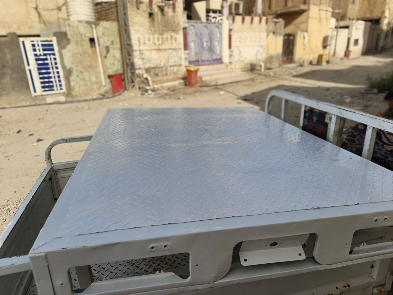 للبيع • ٢٢ • ما مكصوص