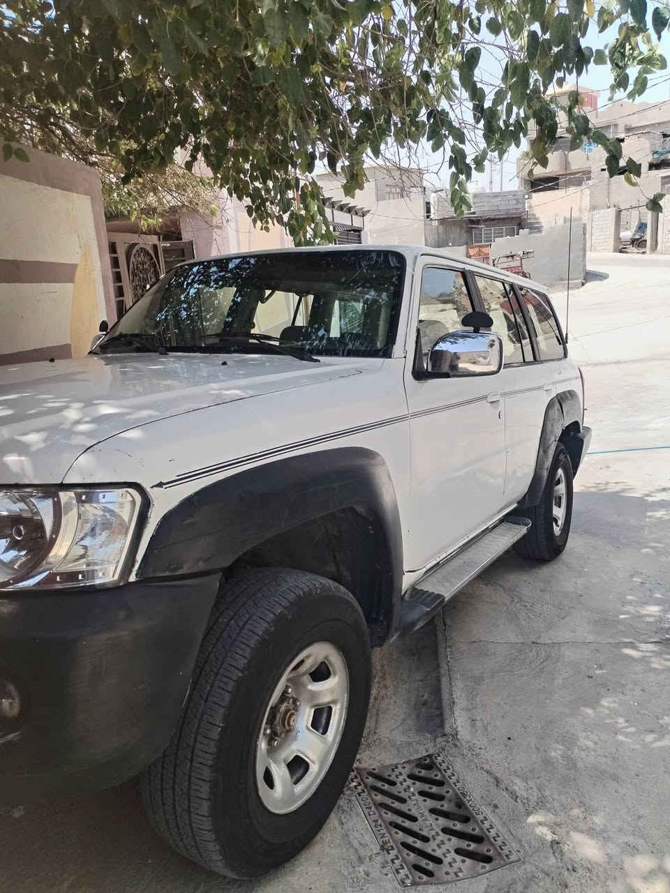 سلام عليكم
للبيع نيسان باترول فتك موديل 2008  مال مزاد تترقم ديالى سياره  نضيفه  
كير ومكينه بطه 300 مكفولات 
 تاير نضيفه 
صدر جديد  غرفته  نضيفه  
فقط عوزه صبغ باقيه عله صبغ المزاد 
السعر 45
عنوان ديالى 
اذا مراوس ابيكم هم يرهم 
للستفسار 
‏‪***********
